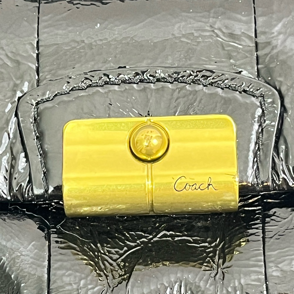 COACH Kristin Patent Leather Bag J1076-16013 - Picture 9 of 16
